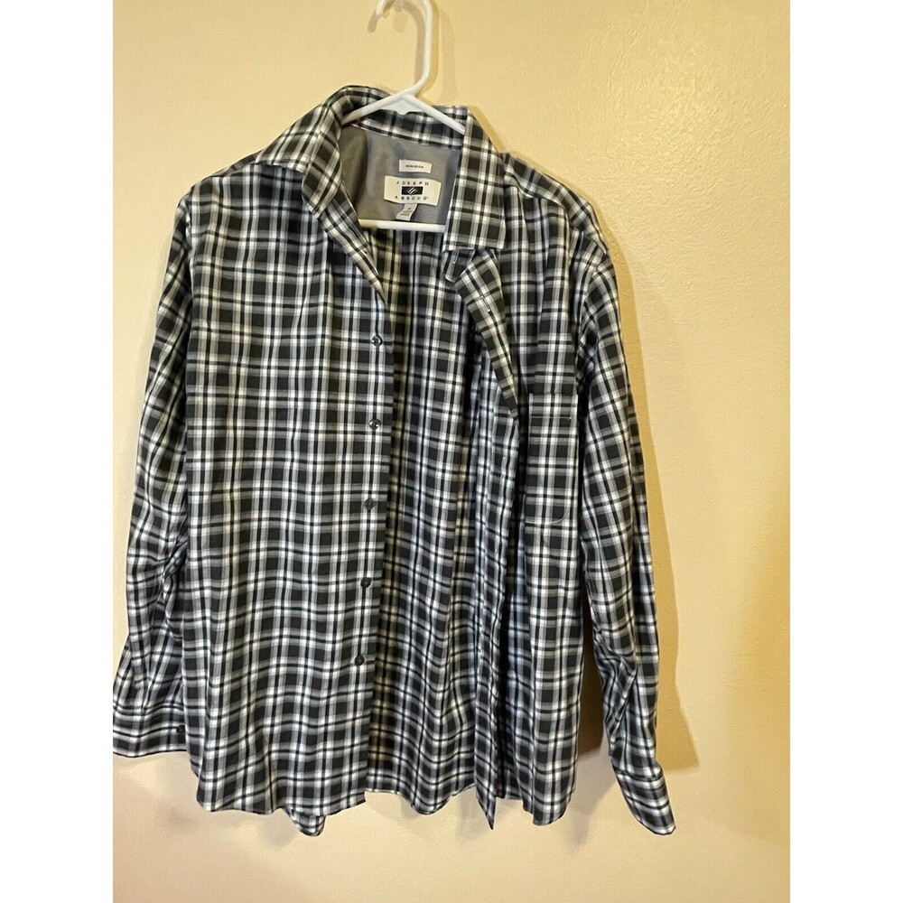 Joseph Abboud Men’s Dress Shirt Size Medium Black Plaid Long Sleeve